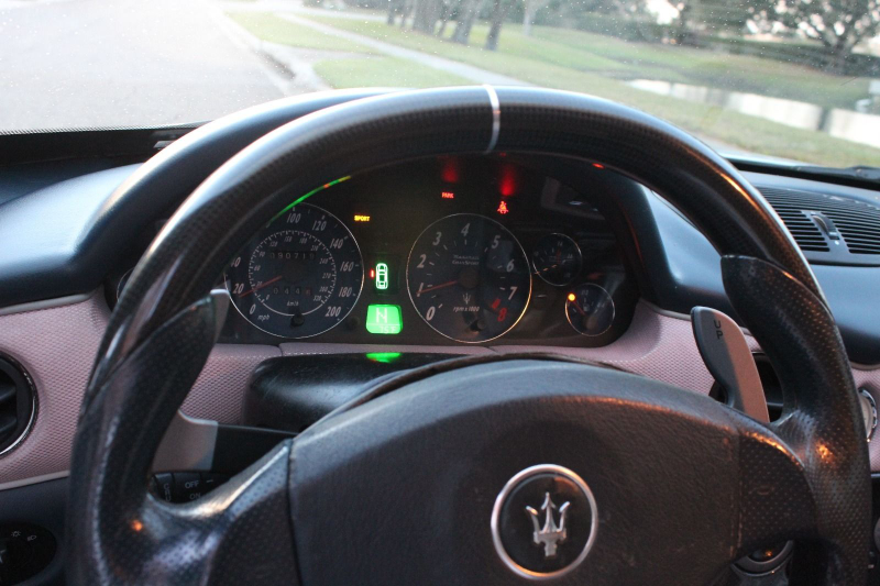 Illustration for article titled For $10,500, Would You Take A Gamble With This 2005 Maserati Grand Sport?